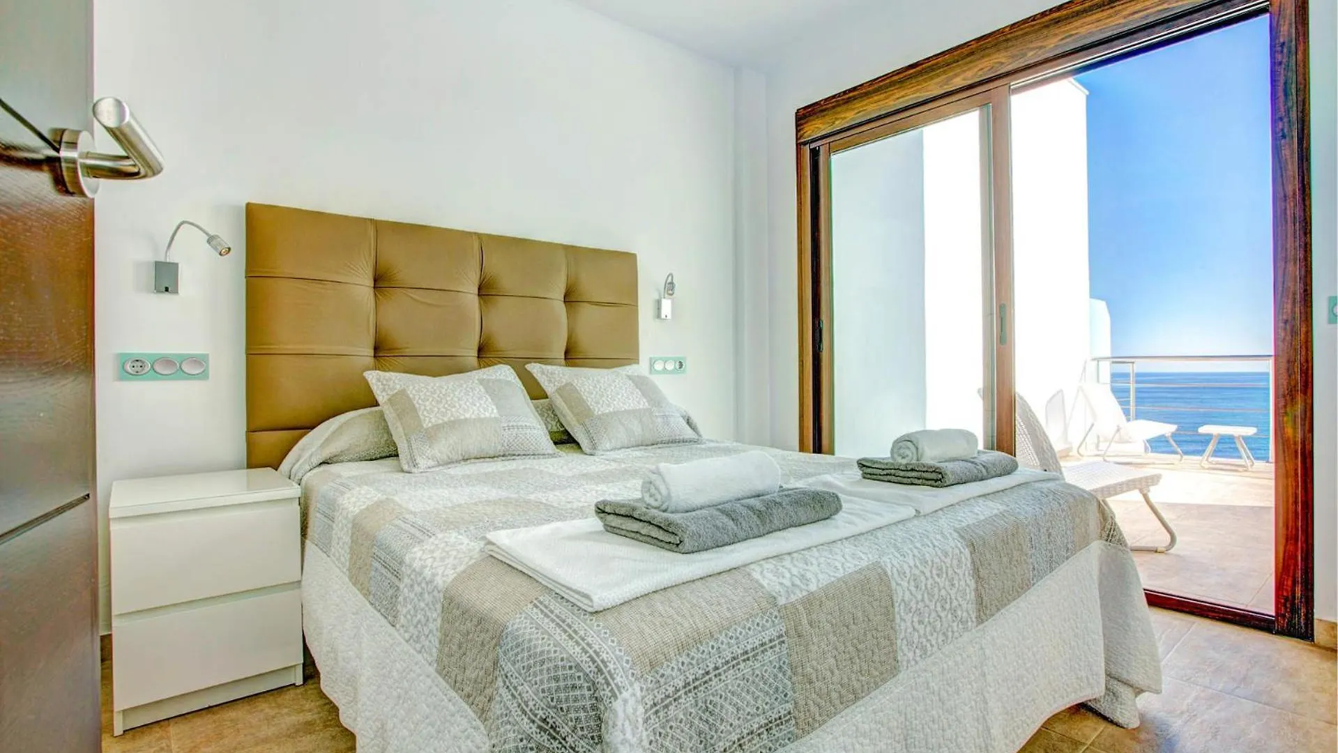 Your Dream Beach Retreat Tamariu 0*,